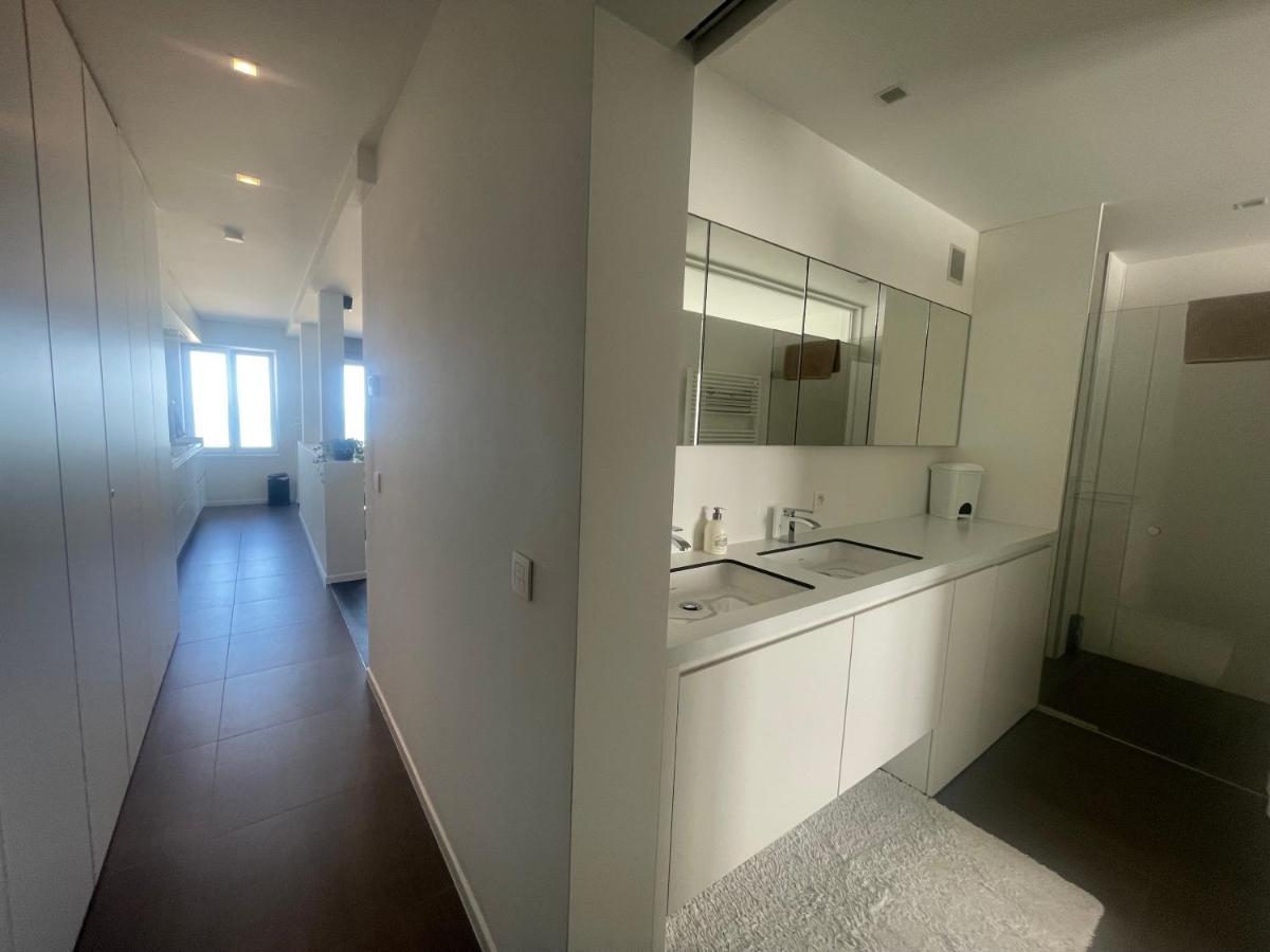 Luxe app - Zeedijk Mariakerke - Prachtig zeezicht Appartement Oostende Buitenkant foto