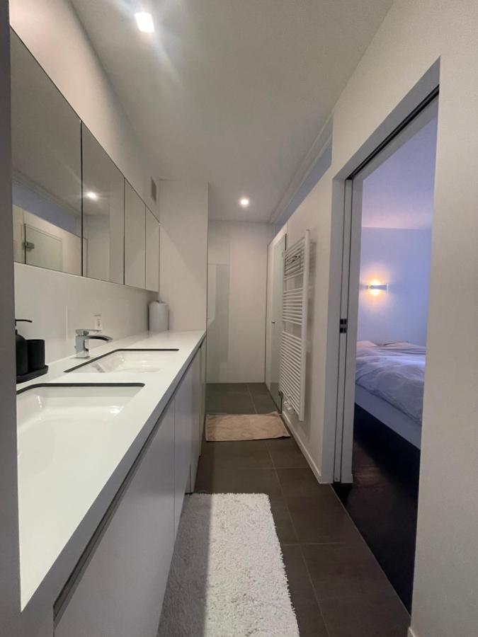 Luxe app - Zeedijk Mariakerke - Prachtig zeezicht Appartement Oostende Buitenkant foto